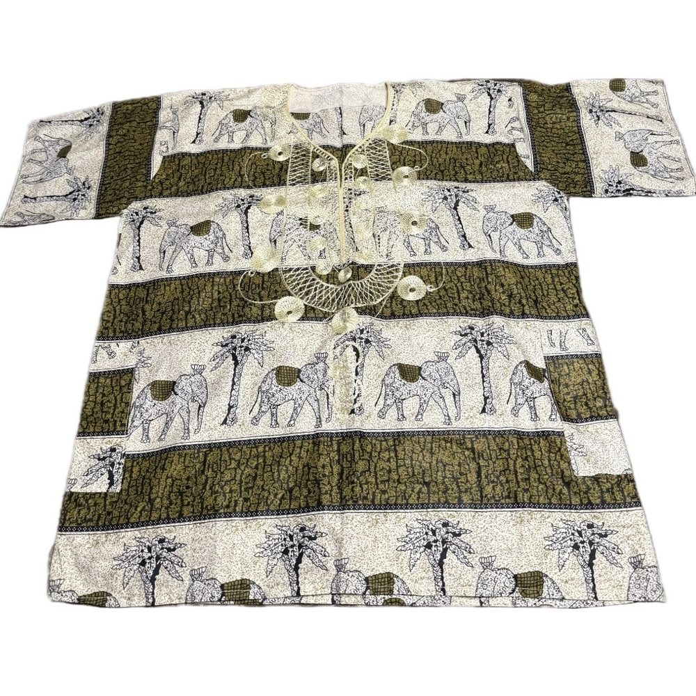 Handmade African Print Tunic with Elephant and Palm Tree Design Embroidered - Picture 9 of 9
